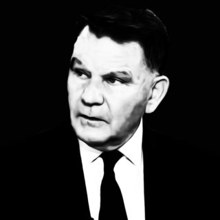 Ένα τακούνι για τον Αλέξη Κούγια