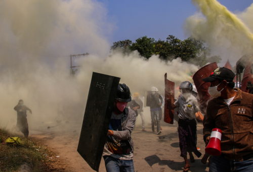 Μιανμάρ: Δυο νεκροί διαδηλωτές από αστυνομικά πυρά