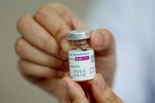 Δανία: Σταμάτησε για προληπτικούς λόγους τη χρήση του εμβολίου της AstraZeneca