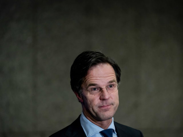 Βουλευτικές εκλογές στην Ολλανδία: Το κεντροδεξιό κόμμα του πρωθυπουργού οδεύει σε νίκη