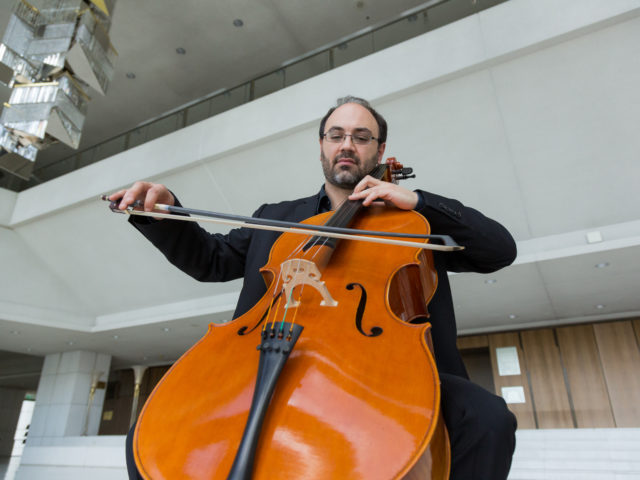 Άγγελος Λιακάκης: «Η μουσική έχει αναχθεί σε στίβο πρωταθλητισμού»