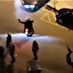 Νέα Σμύρνη: Επεισόδια, τραυματισμοί, χαστούκια και απειλές από αστυνομικούς [ΒΙΝΤΕΟ]