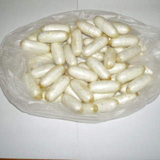 Συνελήφθη 50χρονος στο «Ελευθέριος Βενιζέλος» με την κατηγορία της εισαγωγής ποσότητας κοκαΐνης