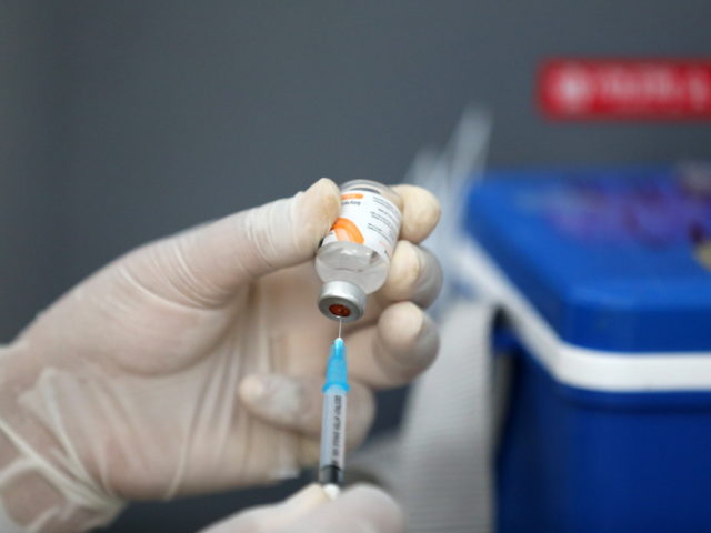 Υγεία: Τα εμβόλια θα είναι μάλλον αποτελεσματικά για όλες τις μέχρι τώρα γνωστές παραλλαγές του κορωνοϊού