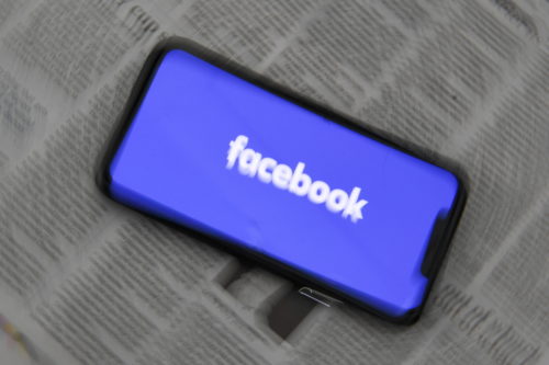 Το Facebook επεκτείνει την τηλεργασία σε όλο το προσωπικό του και μετά την πανδημία