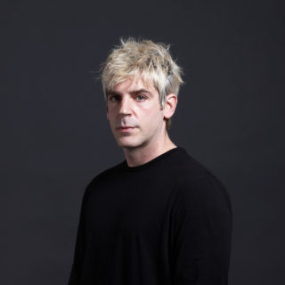 Ο Χάρης Τζωρτζάκης δεν μιλάει, ούτε γράφει χωρίς φόβο και πάθος