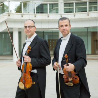 Στο πρώτο αναλόγιο