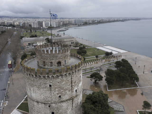 Ανοίγει το λιανεμπόριο στην Πάτρα, με click away η Θεσσαλονίκη, κλειστά στην Κοζάνη