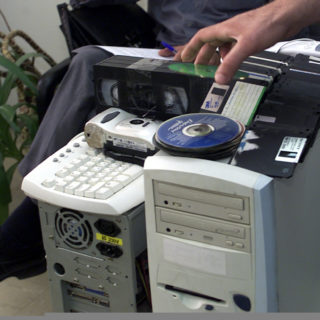 Θεσσαλονίκη: Σύλληψη διευθυντή δημοτικού σχολείου για ασέλγεια σε ανήλικο και κατοχή υλικού παιδικής πορνογραφίας