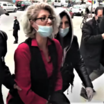 Θεσσαλονίκη: Στον εισαγγελέα οδηγήθηκε η μητέρα που ήταν κατά των self test σε μαθητές