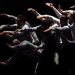 O Kader Attou φέρνει τις «Ρίζες» στο Φεστιβάλ Αθηνών