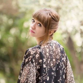 Η Αστερόπη Λαζαρίδου προτιμά να (μην) πατά ξυπόλητη