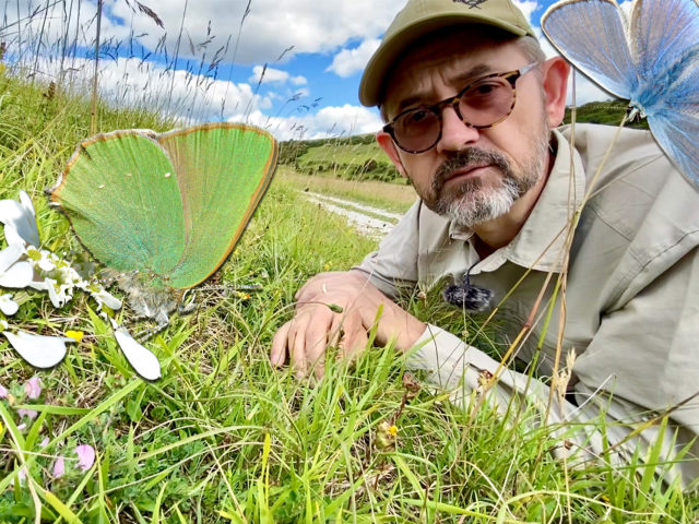 Ο Dr Dan Danahar έχει βάλει τους Κερκυραίους να μετράνε πεταλούδες