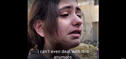 Η 10χρονη Ναντίν στην Γάζα εκλιπαρεί για «μερικά λεπτά» ζωής [ΒΙΝΤΕΟ]