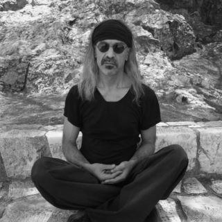 Δημήτρης Αποστολάκης: 