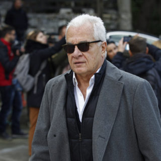 Επίθεση με γκαζάκια στο σπίτι του δημοσιογράφου Γιάννη Πρετεντέρη