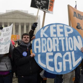 ΗΠΑ: Προσωρινή αναστολή της εφαρμογής νόμου στο Άρκανσο που απαγορεύει τις αμβλώσεις