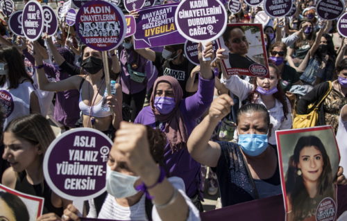 Τουρκία: Αποχώρησε επισήμως από τη διεθνή σύμβαση κατά της ενδοοικογενειακής βίας