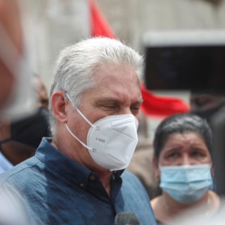 Πρόεδρος Κούβας προς ΗΠΑ: Τερματίστε το εμπάργκο