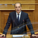 Επιτροπή Κοινοβουλευτικής Δεοντολογίας: Υπέρ της άρσης της βουλευτικής ασυλίας του Βελόπουλου