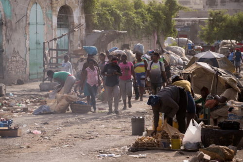 Μπάιντεν: Δεν σχεδιάζουμε προς το παρόν να στείλουμε στρατό στην Αϊτή