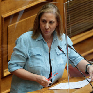 ΣΥΡΙΖΑ για κατώτατο μισθό: Εμπαιγμός και προσβολή η αύξηση κατά 2%