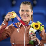 Τόκιο 2020: «Χρυσή» η Μπελίντα Μπέντσιτς στο τέννις