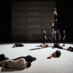 Οι ακροβάτες και οι χορευτές της ομάδας Compagnie XY ανοίγουν το φετινό Διεθνές Φεστιβάλ Χορού Καλαμάτας