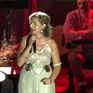 Συν-κίνησε τα πλήθη η Νατάσα Μποφίλιου χτες: «Ανήκω μόνο στον εαυτό μου ρε»