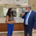 «Κοιτάξτε με καλά είμαι ο υπουργός» – «Αιφνιδιαστική επίσκεψη» του Κωστή Χατζηδάκη στον ΕΦΚΑ Κέρκυρας