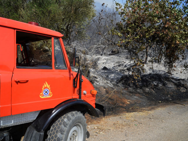 Ισχυρές επίγειες και εναέριες δυνάμεις επιχειρούν σε Γορτυνία και Αρχαία Ολυμπία