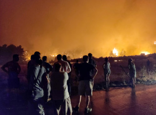 Αντιδήμαρχος Μαντουδίου: «Τα αεροσκάφη ήρθαν όταν καήκαμε»