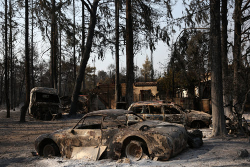 Φωτιά στη Βαρυμπόμπη: Κυβερνητική σύσκεψη για τα μέτρα στήριξης στους πυρόπληκτους