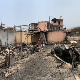 Πληθαίνουν τα μέτωπα της φωτιάς στην Εύβοια – Νέες εκκενώσεις χωριών