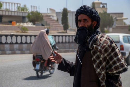 Οι Ταλιμπάν απαγορεύουν τη μουσική στο Αφγανιστάν – Οι γυναίκες θα ταξιδεύουν με συνοδεία άνδρα