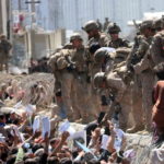 Τρομοκρατική επίθεση στην Καμπούλ: Πάνω από 180 νεκροί