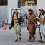 Οι Ταλιμπάν παρουσιάζουν την κυβέρνησή τους την ώρα που το Αφγανιστάν είναι αντιμέτωπο με οικονομική κατάρρευση