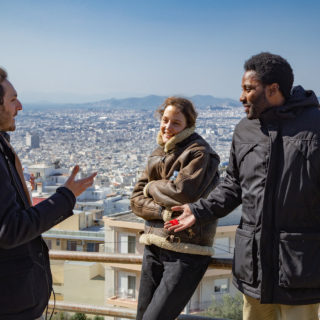 Beckett: Περιπέτεια και παράνοια με φωτογενείς σταρ στα βουνά της Ηπείρου και το κέντρο της Αθήνας