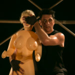 Ο Γιώργος Χρυσοστόμου «τα λέει όλα» στην προσωπική του παράσταση Mute