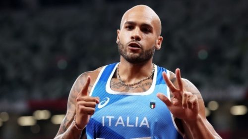 Ο Τζέικομπς γίνεται Ολυμπιονίκης στα 100 μέτρα σημειώνοντας ευρωπαϊκό ρεκόρ