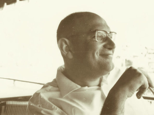 Νίκος-Αλέξης Ασλάνογλου: Ο κατεξοχήν ποιητής του ανεπίδοτου έρωτα