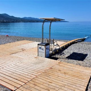 Οι παραλίες με ειδικές ράμπες, είναι ένα δώρο ζωής