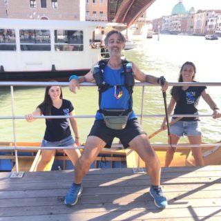 Κλιματική Οδύσσεια: Η Βενετία υποδέχεται  τον ηθοποιό και υπερμαραθωνοδρόμο Άγη Εμμανουήλ για το κλίμα