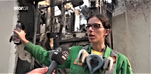 Βαρυμπόμπη: Μία υπέροχη γυναίκα, έσβηνε τη φωτιά στα σπίτια των γειτόνων της την ώρα που καιγόταν το σπίτι της