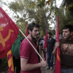 Διαμαρτυρία της ΚΝΕ στο υπουργείο Εργασίας ενάντια στην ανήλικη εργασία