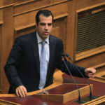 Θεσσαλονίκη: «Υποδοχή» του Πλεύρη με αποδοκιμασίες και συγκέντρωση διαμαρτυρίας [ΒΙΝΤΕΟ]