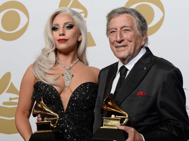 Η Lady Gaga και ο Tony Bennett μιλούν για τη φιλία τους στο τρέιλερ για το άλμπουμ «Love for Sale» [TRAILER]