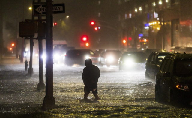 Σε κατάσταση έκτακτης ανάγκης η Νέα Υόρκη στον απόηχο του κυκλώνα Άιντα
