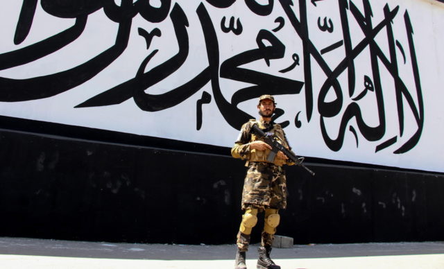 Οι Ταλιμπάν προειδοποιούν τις ΗΠΑ για τις παραβιάσεις του αφγανικού εναέριου χώρου