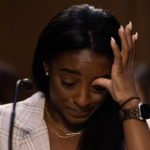 Ξέσπασε η Σιμόν Μπάιλς – Οργή κατά του FBI για την αδιαφορία σε καταγγελίες σεξουαλικής κακοποίησης